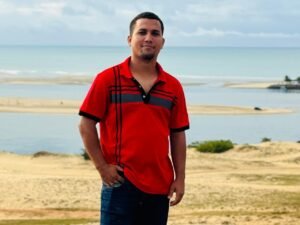 De Rurópolis para o Brasil: Regislemos7 transforma dor em arte em suas novelinhas nas redes sociais