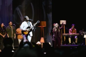 Eli Soares lança, ao lado de Bruna Karla, o single e clipe colaborativo “Fé Para o Impossível”