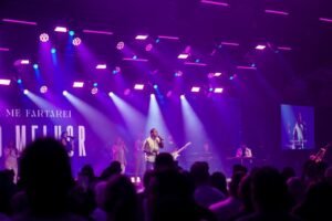 Davi Sacer apresenta o single e clipe de “Maior Valor”, seu primeiro lançamento pela Universal Music Cristian Group