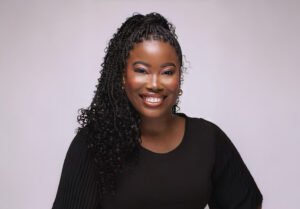 Eunice Zumbuca, uma das intérpretes do hit global “Melhor Amigo / O Que Seria de Mim”, é a nova aposta da Onimusic