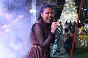 Wellen Carvalho finaliza 2025 com apresentação marcante no evento Natal de Amor, no Pará