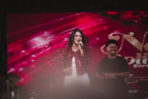 Nicoli Francini grava novo álbum ao vivo durante a Expo Cristã 2025 e entrega um projeto marcado por adoração