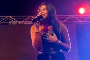 Wellen Carvalho lança o single “Acalma” e convida o público a confiar em Cristo mesmo em meio ao silêncio