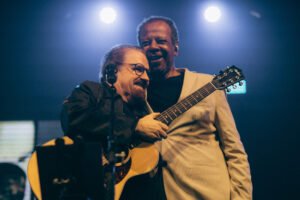 Asaph Borba abre as comemorações dos 50 anos de carreira com dueto com Adhemar de Campos