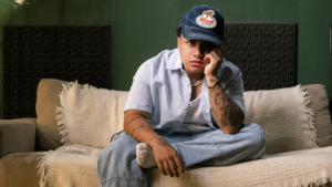 Aposta para a Geração Z, Norton mistura samba, trap, R&B e lo-fi em primeiro álbum pela Onimusic