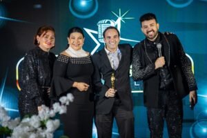 Edu Silvera vence quarta edição do Prêmio Promessa Gospel na categoria artista talento e se torna o cantor mais premiado do evento