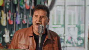 Jota T anuncia lançamento de música pentecostal em versão rock