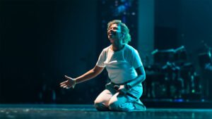 Nívea Soares lança a canção “Nossas Mãos Te Exaltarão” pela Onimusic