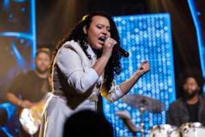“Varão de Guerra Chegou”: Ingrid Vitória lança novo single em projeto pela Todah Experience