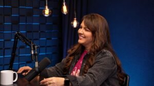 Lilian Azevedo relembra despedida de Marquinhos Menezes em sua primeira participação em podcast após a partida do esposo